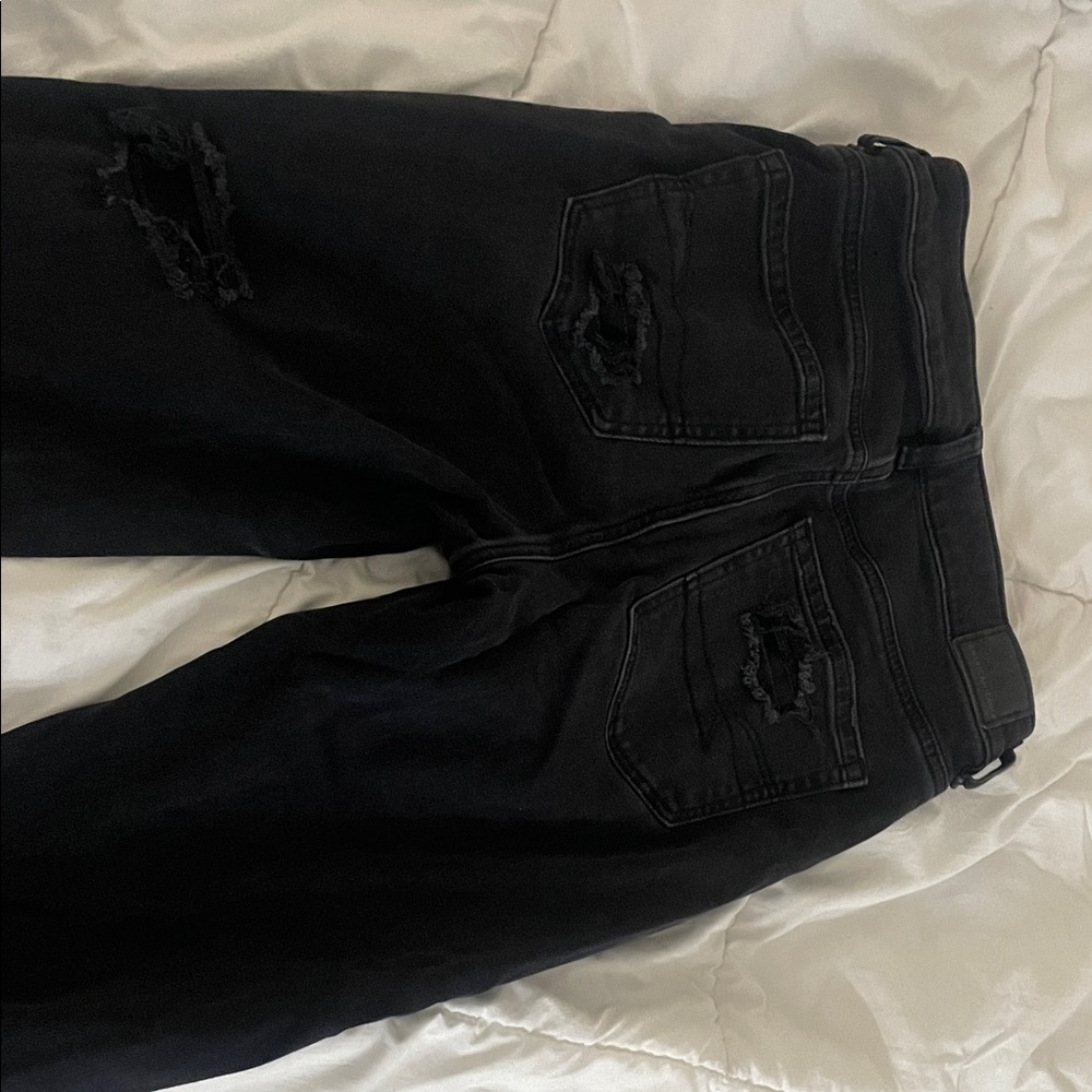 American Eagle Outfitters Black Distressed Boyfriend Jeans - Picture 4 of 4